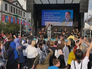 Üniversite Sınavına Girecek Öğrenciler Moral Depoladı