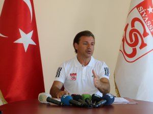 Tamer Tuna: "Daha İyi Bir Sezon Yaşamak İçin Buradayım"