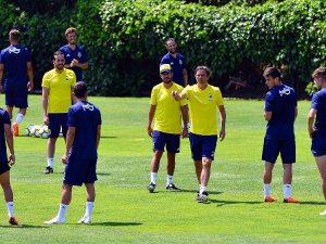 Fenerbahçe Yeni Sezon Hazırlıklarını Sürdürdü