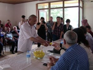 Gürcistan Sınırında Damla Bal Projesi