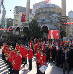 Rizeli Cumhuriyete Sahip Çıktı