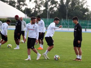 Beşiktaş, Kondisyon Ve Taktik Çalıştı