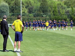 Fenerbahçe’de Yeni Sezon Hazırlıkları Sürüyor