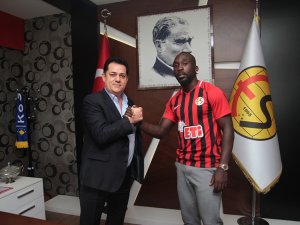 Herve Kage Eskişehirspor’da