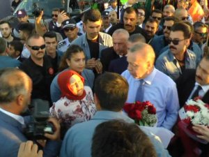 Kktc’de Erdoğan’a Sevgi Seli
