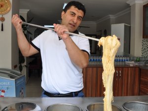 Mesir Macunu Maraş Dondurmasıyla Birleşti