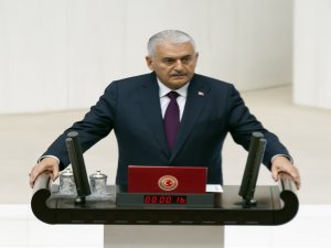 Binali Yıldırım’a Devlet Şeref Madalyası