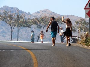 Alevler Tatil Sitelerine De Ulaştı