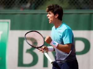 Wimbledon Gençler Şampiyonası Şampiyon Bir Türk