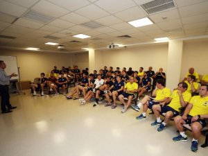 Fenerbahçe Ve Kasımpaşa’ya Var Eğitimi Verildi