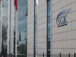 Sgk’dan Emekli Maaş Zamlarına İlişkin Açıklama