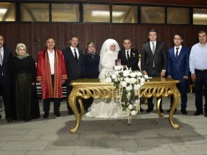 Vali Memiş, Personelinin Nikah Şahidi Oldu