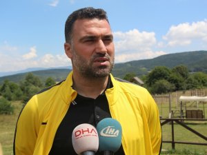 Mesut’u Tebrik Etti