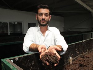 Solucan Sevgisi İş Sahibi Yaptı