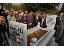 Kırkpınar Baş Pehlivanı Mezarı Başında Anıldı