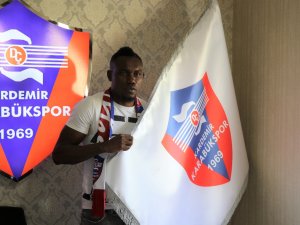 Karabükspor, Justin Junior Mengolo’yu Transfer Etti