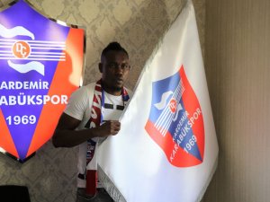 Karabükspor, Justin Junior Mengolo’yu Transfer Etti
