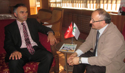 Karamustafa'dan Yeşilay'a Ziyaret