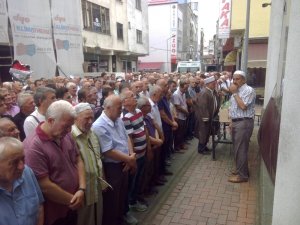 Fındık Altı Temizlerken Arının Soktuğu Adam Hayatını Kaybetti