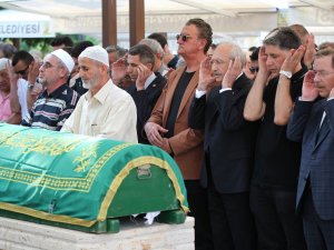 Kılıçdaroğlu Konya’da Cenazeye Katıldı