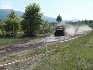 Off-road Yarışları Zorlu Geçti