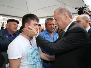 Erdoğan Şehit Anne Ve Bebeğinin Cenaze Töreninde
