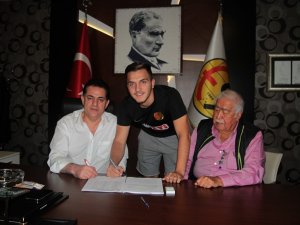 Erdon Daci Eskişehirspor’da