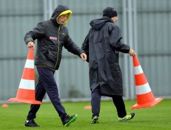 Bursaspor Yağmur Altında Çalıştı