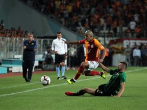 İlk Yarı Akhisar’ın