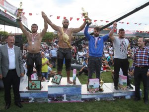 Isparta’da Başpehlivan Mehmet Yemyeşil