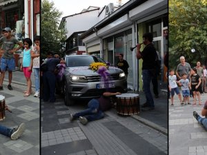 Davul Çalarken Kendinden Geçiyor