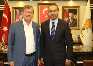 AK Parti Trabzon İl Başkanı Revi'den Rize İl Başkanı Alim'e Tebrik Ziyareti