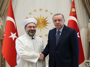 Cumhurbaşkanı Erdoğan Kurban Bağışında Bulundu