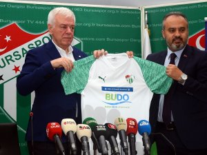 Bursaspor’a 3 Milyon Tl’lik Forma Göğüs Sponsoru