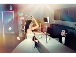 Trabzon’da Bankacı Çift Düğün Fotoğraflarını Da Bankada Çektirdi