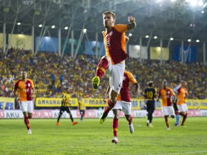 Son Şampiyon Galibiyetle Başladı