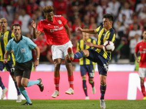Fenerbahçe Tur Peşinde