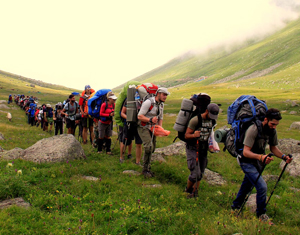 Dağcılar Festival Kapsamında 3 Bin 650 Rakımlı Tatos Dağı Zirvesinde