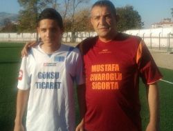 Baba Ve Oğlu Rakip Oldu