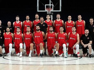 Milliler Karadağ Maçı Hazırlıklarına Başladı