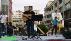 Rize'de Grup Karayel Fırtınası Esti