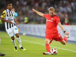 İlk Yarıda Tek Gol Var