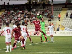 Elazığspor, Evinde Yenildi