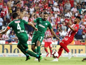 Antalya’da İlk Yarıda 3 Gol