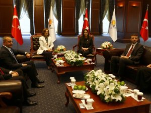 Mhp Heyetinden Ak Parti’ye Bayram Ziyareti