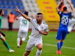 Aziz Behich İçin Henüz Anlaşma Yok