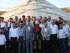 Bakan Pakdemirli’den Diriliş Ertuğrul Dizisine Övgü