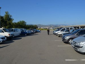 Oto Pazarı Kurban Bayramı Tatili Ve Fındık Sezonu Dolayısıyla En Durgun Dönemini Geçiriyor