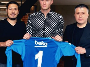 Beşiktaş Loris Karius’u Açıkladı