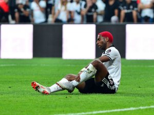 Beşiktaş’a Antalyaspor Darbesi